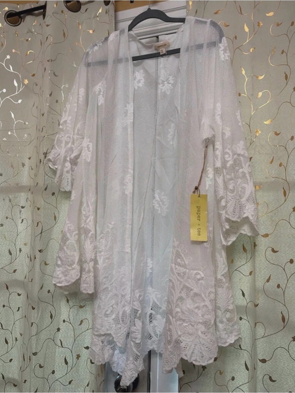 paper tee White Lace Open-Front Kimono Cape